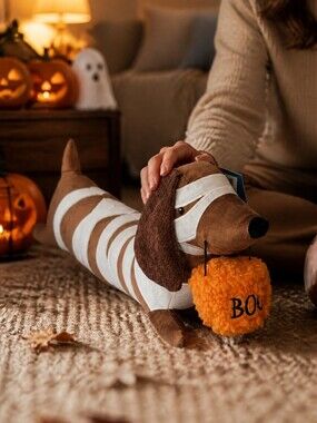 NWT Viral Halloween Dachshund Mummy Plush Pillow 🎃👻